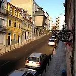 Travel And Tales Principe Real Apartments